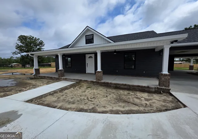 Photo 3 of Single family home for sale at 27 Elmwood Ln, Baxley, GA 31513 | MLS# 10790628 | Listing updated on 2026-09-17