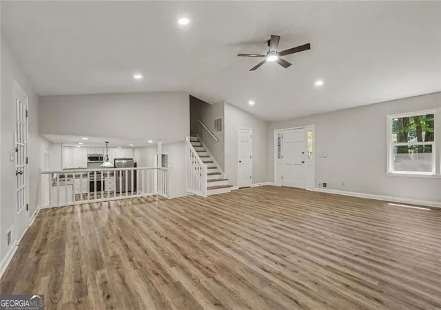 Photo 3 of Single family home for sale at 137 Farmington Dr, Woodstock, GA 30188 | MLS# 10830457 | Listing updated on 2026-09-30