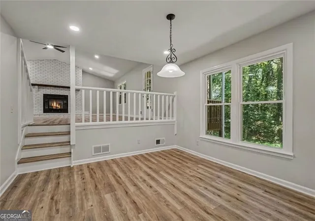 Photo 4 of Single family home for sale at 137 Farmington Dr, Woodstock, GA 30188 | MLS# 10830457 | Listing updated on 2026-09-30