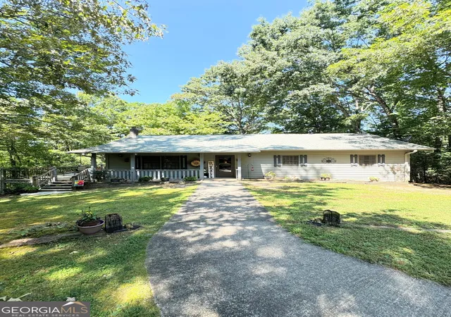 Photo 3 of Sale Pending at 206 Grandview Ln, Clayton, GA 30525 | MLS# 10833756 | Listing updated on 2026-08-29