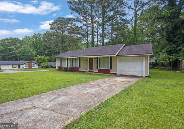 image of 8998 Hurst Ct, Jonesboro, GA 30238 | MLS# 10781182