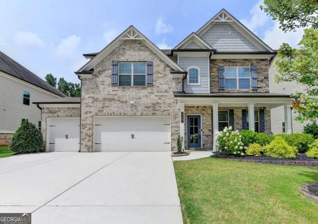 2nd image of 955 Laura Jean Ct, Buford, GA 30518 | MLS# 10810665
