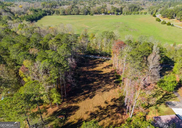 2nd image of 65 Indian Bend Dr, Lagrange, GA 30240 | MLS# 10413635