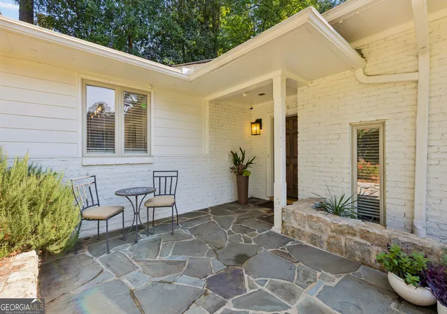 Photo 3 of Single family home for sale at 4091 Peachtree Dunwoody Rd Ne, Atlanta, GA 30342 | MLS# 10832422 | Listing updated on 2026-10-09