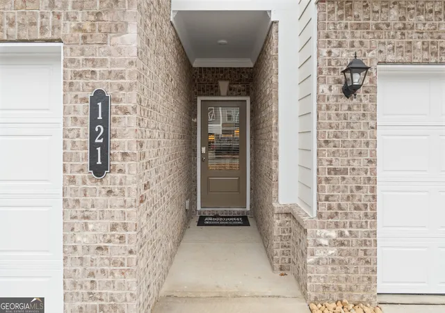Photo 2 of Townhouse for sale at 40 Jacobs Farm #18, Lawrenceville, GA 30045 | MLS# 10820633 | Listing updated on 2026-09-14