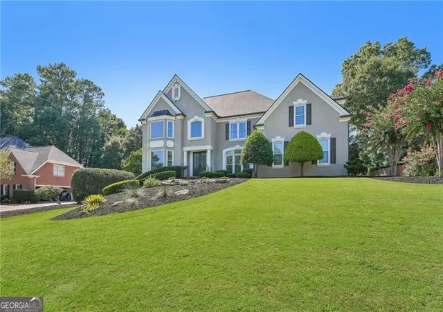 Photo 3 of Single family home for sale at 425 Cullingworth Dr, Johns Creek, GA 30022 | MLS# 10835055 | Listing updated on 2026-09-14
