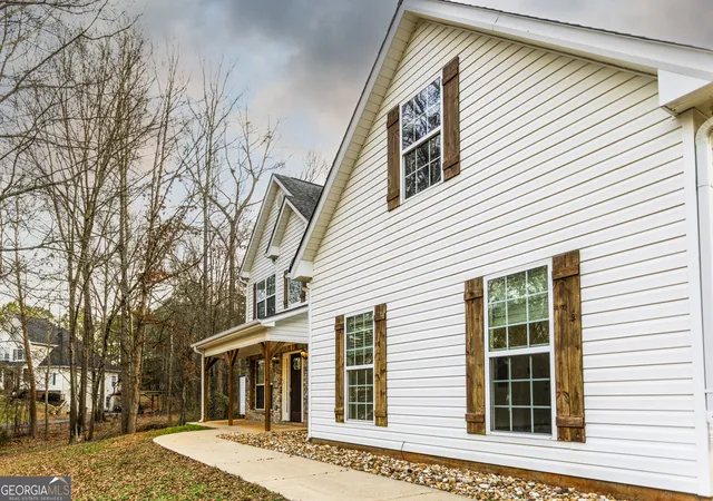 3rd image of 931 Bethany Rd, Covington, GA 30016 | MLS# 10737519