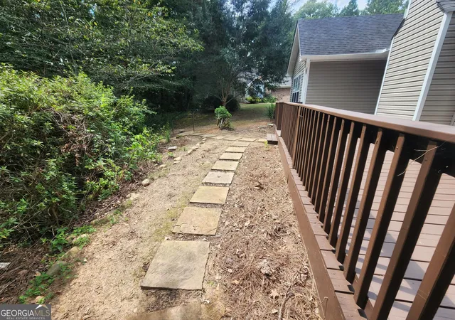 Photo 4 of Single family home for sale at 180 Brookestone Pt, Fayetteville, GA 30215 | MLS# 10834697 | Listing updated on 2026-10-17