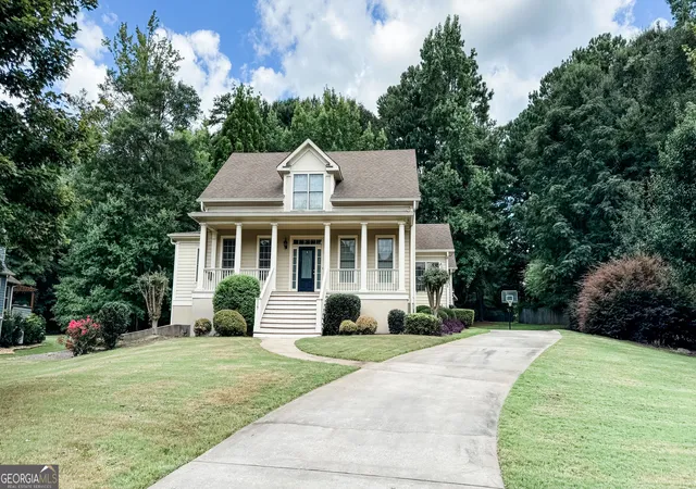 Photo 2 of Single family home for sale at 117 Tullamore Trl, Tyrone, GA 30290 | MLS# 10831021 | Listing updated on 2026-10-03