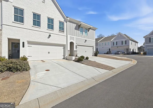 Photo 3 of Townhouse for sale at 1914 Carovel Way, Kennesaw, GA 30144 | MLS# 10697879 | Listing updated on 2026-09-10