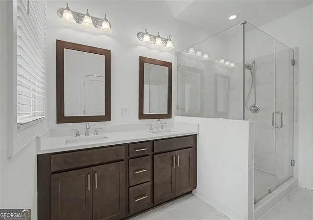 Photo 4 of Townhouse for sale at 5111 Riden Way, Buford, GA 30518 | MLS# 10814652 | Listing updated on 2026-08-21