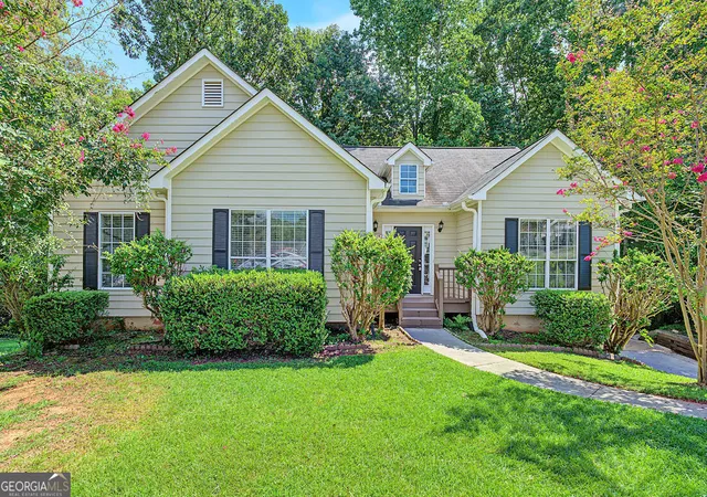 Photo 1 of Single family home for sale at 176 Shallow Ridge Ln Ne, Kennesaw, GA 30144 | MLS# 10827449 | Listing updated on 2026-09-10