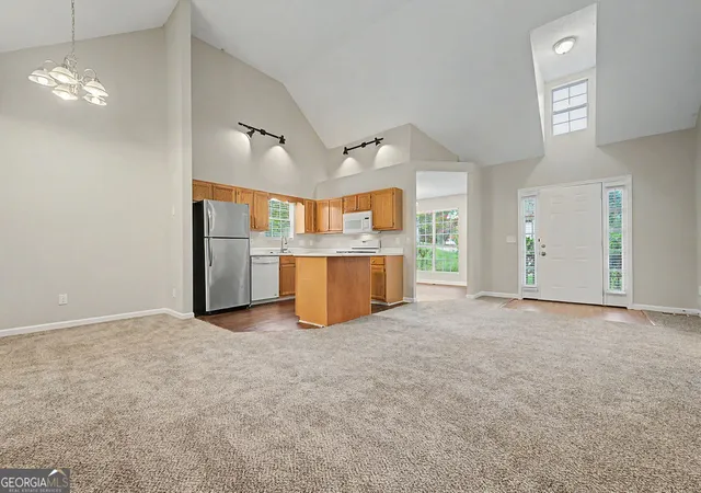 Photo 3 of Single family home for sale at 176 Shallow Ridge Ln Ne, Kennesaw, GA 30144 | MLS# 10827449 | Listing updated on 2026-10-21