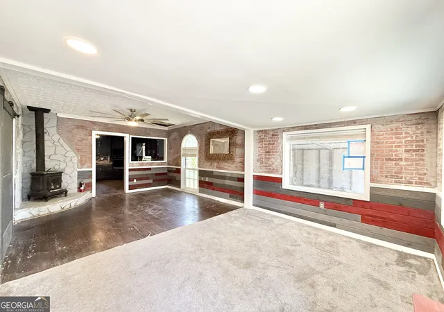 Photo 2 of Sale Pending at 6371 Washington St, Union City, GA 30291 | MLS# 10828950 | Listing updated on 2026-09-09