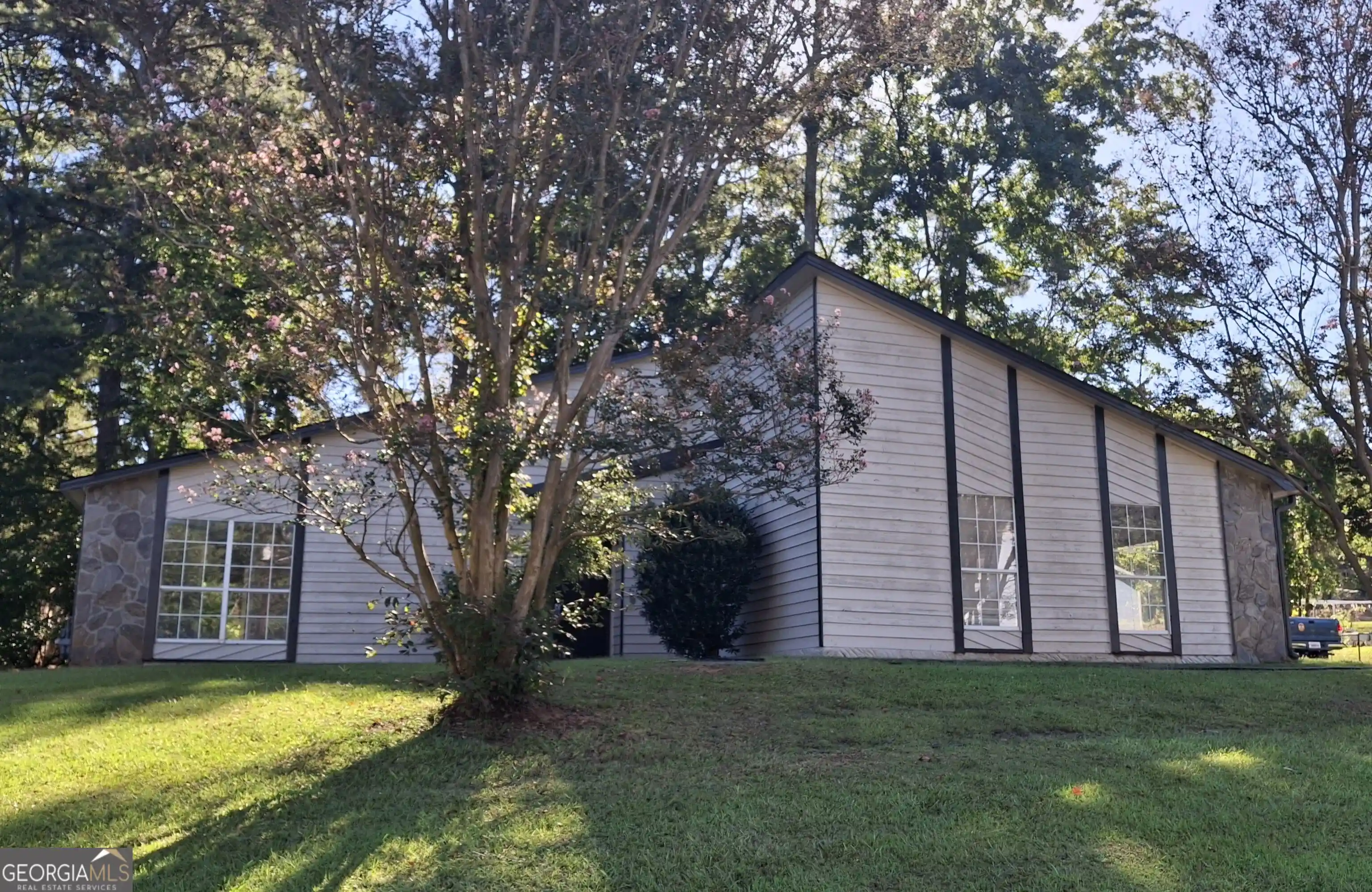 Photo 1 of Single family home for sale at 7684 Antebellum Ln, Riverdale, GA 30274 | MLS# 10854286 | Listing updated on 2026-10-27