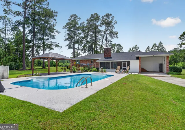 Photo 3 of Single family home for sale at 5486 Bowen Rd, Blackshear, GA 31516 | MLS# 10818973 | Listing updated on 2026-09-11
