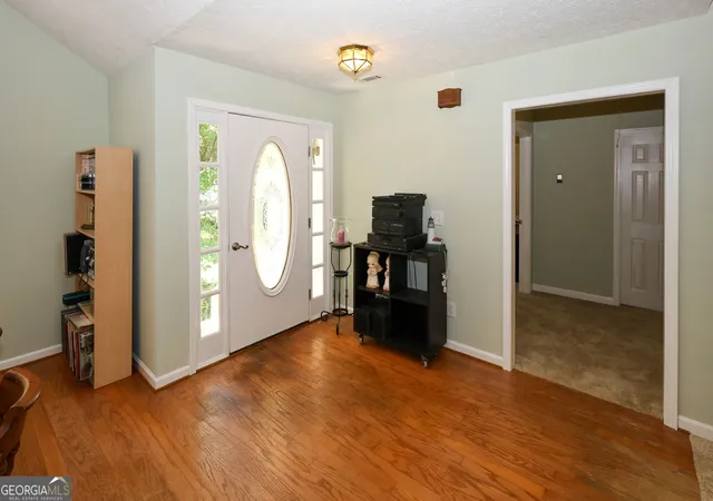 Photo 4 of Single family home for sale at 2804 Dock Side Ct, Lawrenceville, GA 30045 | MLS# 10794237 | Listing updated on 2026-09-11