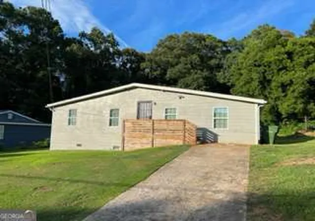 Homes for sale in Atlanta, GA | 1719 Mary George Ave Nw, Atlanta, GA 30318 | MLS# 10778313