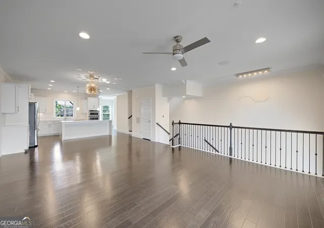 Photo 3 of Single family home for sale at 824 Stone Ridge Ln, Atlanta, GA 30324 | MLS# 10731054 | Listing updated on 2026-10-03