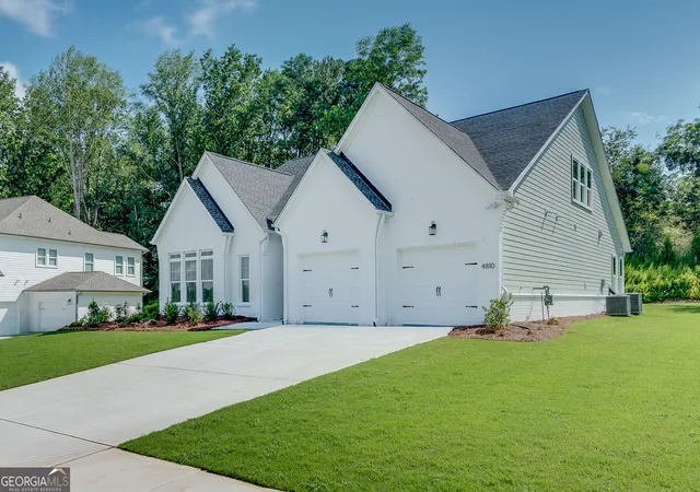 Photo 3 of Single family home for sale at 4810 Gadwall Wy, Cumming, GA 30028 | MLS# 10822441 | Listing updated on 2026-09-18