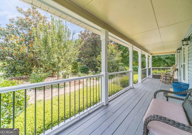 Photo 3 of Single family home for sale at 1875 Oak Rd, Snellville, GA 30078 | MLS# 10825414 | Listing updated on 2026-09-21