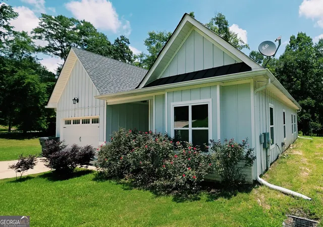 Photo 1 of Single family home for sale at 222 Cedar Valley Dr, Wedowee, WV 26278 | MLS# 10716894 | Listing updated on 2026-10-10