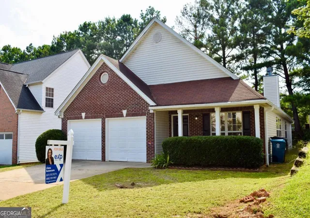 Photo 1 of Single family home for sale at 260 Hulan Wy, Lawrenceville, GA 30044 | MLS# 10816777 | Listing updated on 2026-10-04