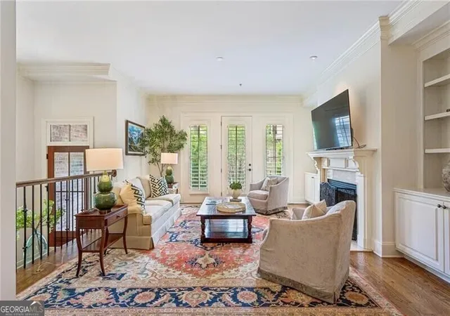 Photo 4 of Townhouse for sale at 2775 Paces Lookout Ln Se, Atlanta, GA 30339 | MLS# 10835288 | Listing updated on 2026-09-11