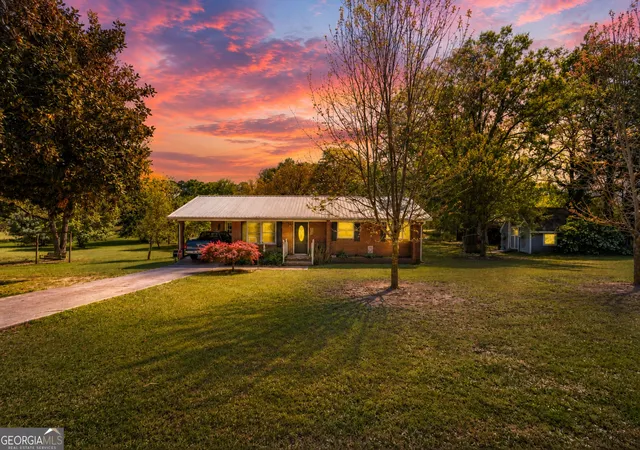 1st image of 151 Ginn St, Carnesville, GA 30521 | MLS# 10806251