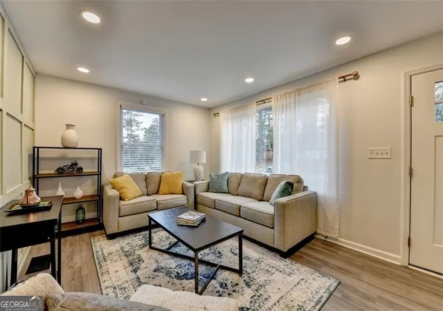 Photo 4 of Single family home for sale at 1917 Don Juan Ln, Decatur, GA 30032 | MLS# 10656327 | Listing updated on 2026-07-25