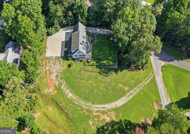 Photo 3 of Single family home for sale at 9600 Lakeside Way, Gainesville, GA 30506 | MLS# 10810398 | Listing updated on 2026-08-17