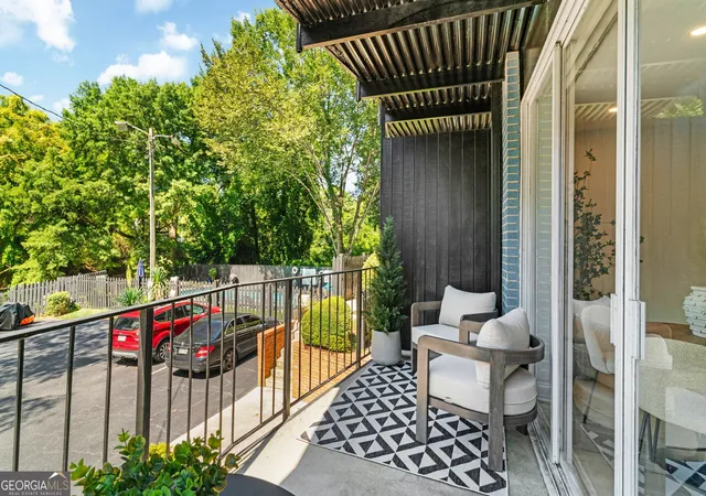 Photo 4 of Condo for sale at 120 Alden Ave Nw #C2, Atlanta, GA 30309 | MLS# 10833852 | Listing updated on 2026-10-15