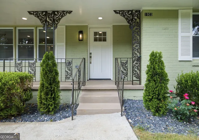 Photo 2 of Single family home for sale at 1903 S Columbia Pl, Decatur, GA 30032 | MLS# 10693888 | Listing updated on 2026-09-23