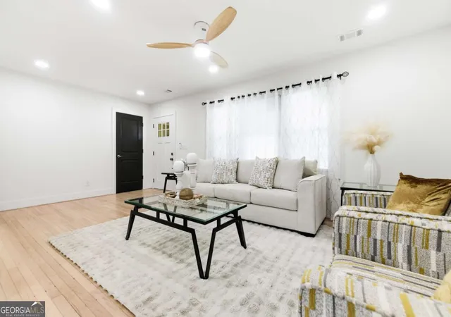 Photo 3 of Single family home for sale at 1903 S Columbia Pl, Decatur, GA 30032 | MLS# 10693888 | Listing updated on 2026-09-23