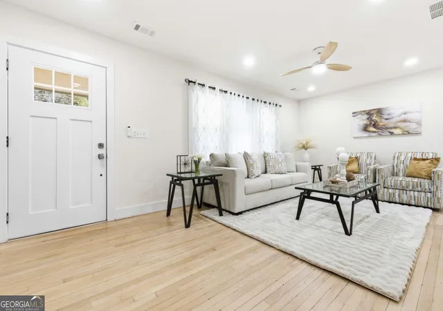 Photo 4 of Single family home for sale at 1903 S Columbia Pl, Decatur, GA 30032 | MLS# 10693888 | Listing updated on 2026-09-23