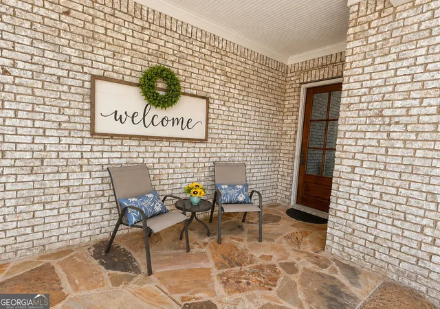 Photo 3 of Single family home for sale at 6025 Overlook Club Cir, Suwanee, GA 30024 | MLS# 10833423 | Listing updated on 2026-10-01