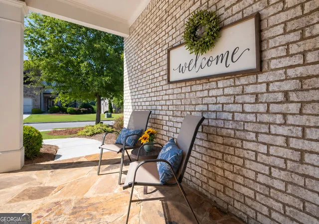 Photo 3 of Single family home for sale at 6025 Overlook Club Cir, Suwanee, GA 30024 | MLS# 10833423 | Listing updated on 2026-10-01
