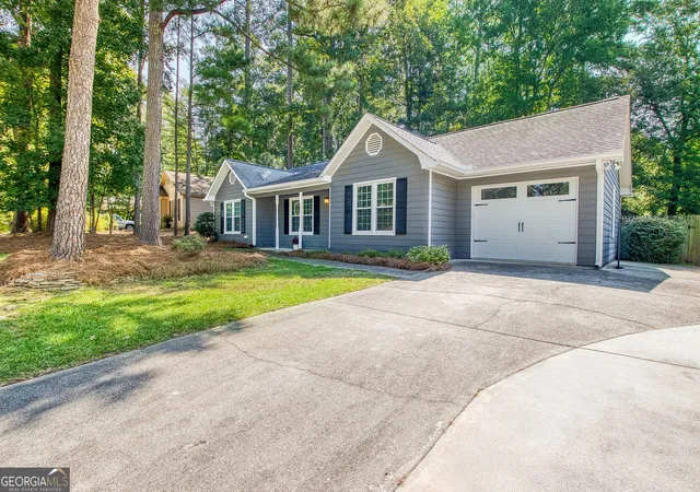 3rd image of 816 Bedford Park, Peachtree City, GA 30269 | MLS# 10830732