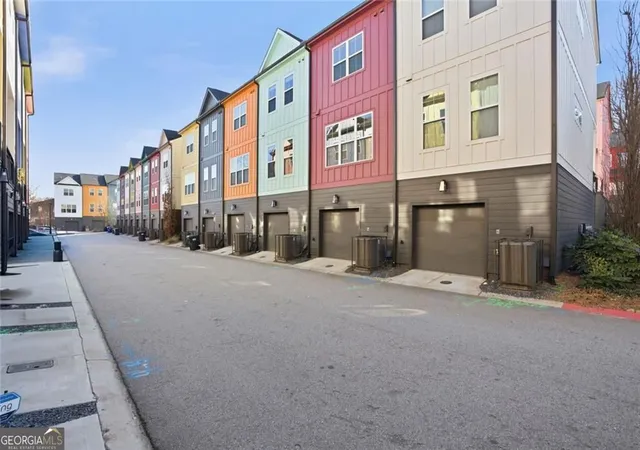 Photo 22 of Townhouse for sale at 179 Color Cir Se, Atlanta, GA 30317 | MLS# 10827849 | Listing updated on 2026-08-18