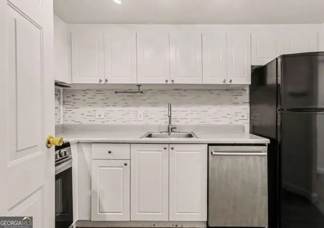 3rd image of 1501 Clairmont Rd #827, Decatur, GA 30033 | MLS# 10822277