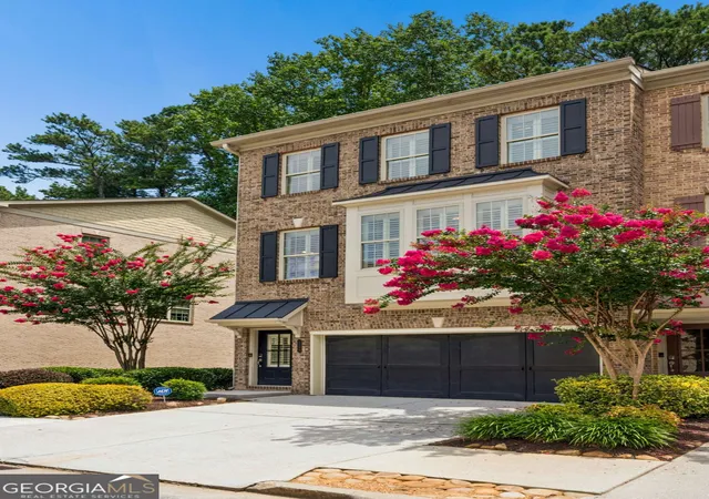3rd image of 1789 Morning Star Ln, Tucker, GA 30084 | MLS# 10811454