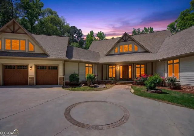Photo 4 of Single family home for sale at 1154 Hunter Rd, Cataula, GA 31804 | MLS# 10758418 | Listing updated on 2026-08-10
