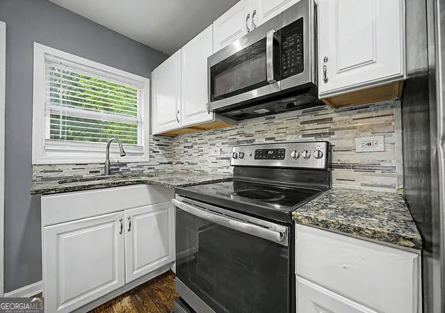 Photo 2 of Single family home for sale at 2146 Nelms Dr Sw, Atlanta, GA 30315 | MLS# 10835922 | Listing updated on 2026-09-12