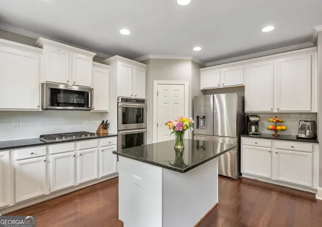 3rd image of 62 Applewood Ln, Acworth, GA 30101 | MLS# 10819390