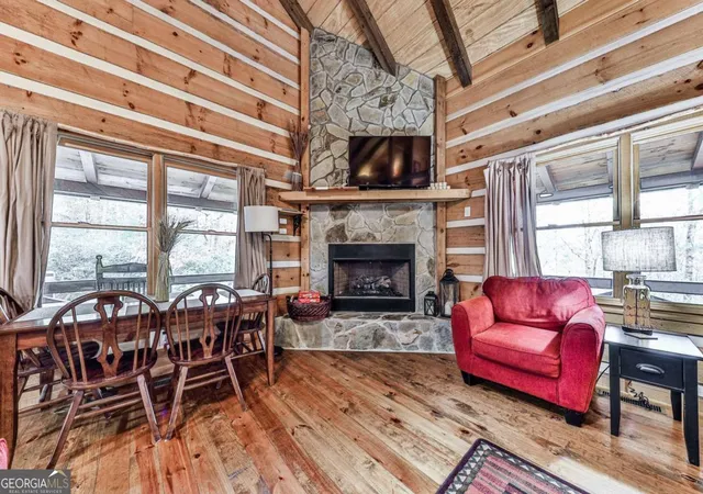 Photo 4 of Single family home for sale at 245 Weeks Crk Rd, Blue Ridge, GA 30513 | MLS# 10756027 | Listing updated on 2026-10-07