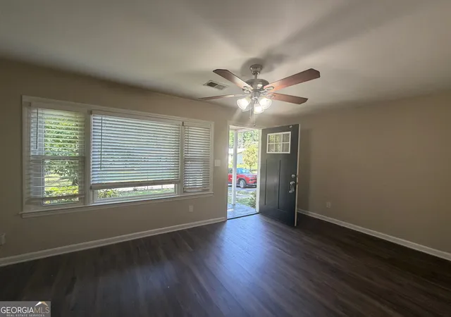 Photo 2 of Single family home for sale at 3694 Dale Ln, Lithia Springs, GA 30122 | MLS# 10832909 | Listing updated on 2026-09-08