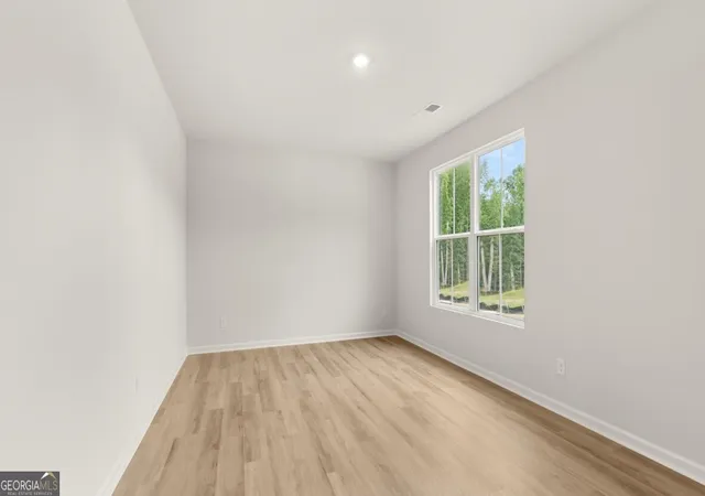 Photo 3 of Single family home for sale at 3109 Hallsley Dr, Atlanta, GA 30349 | MLS# 10825481 | Listing updated on 2026-08-27