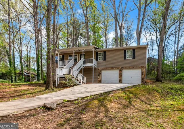 Photo 1 of Single family home for sale at 3653 Chestnut Lake Ct, Jonesboro, GA 30236 | MLS# 10780588 | Listing updated on 2026-06-20