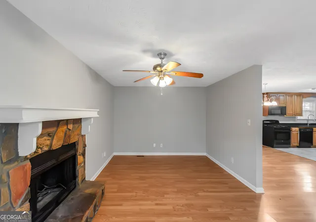 Photo 3 of Single family home for sale at 3653 Chestnut Lake Ct, Jonesboro, GA 30236 | MLS# 10780588 | Listing updated on 2026-06-20