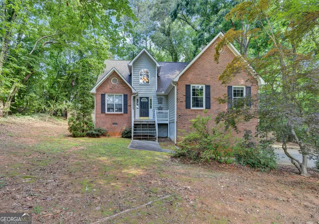 Photo 3 of Single family home for sale at 432 Kimberly Ct, Mcdonough, GA 30252 | MLS# 10785330 | Listing updated on 2026-10-09